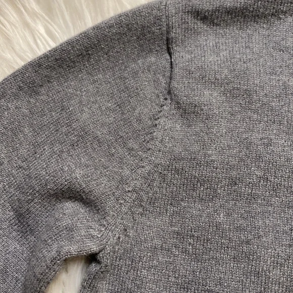 Gap Kids V Neck Sweater - Picture 5 of 6